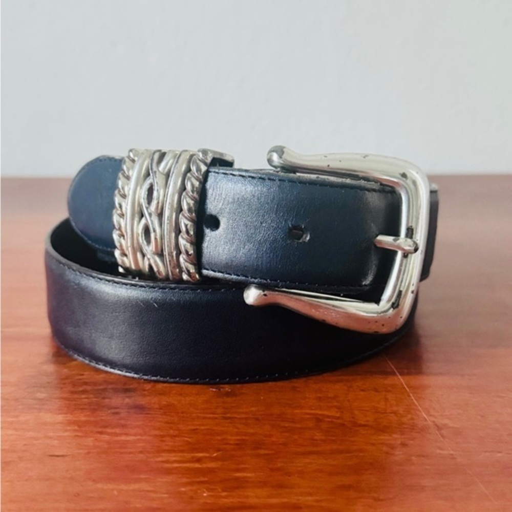 90’s Vintage Brighton chunky silver and navy blue leather belt